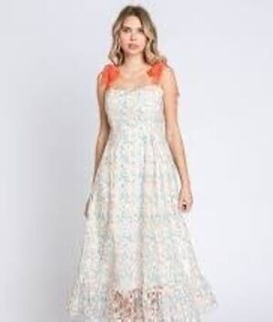 Lovelo floral lace dress